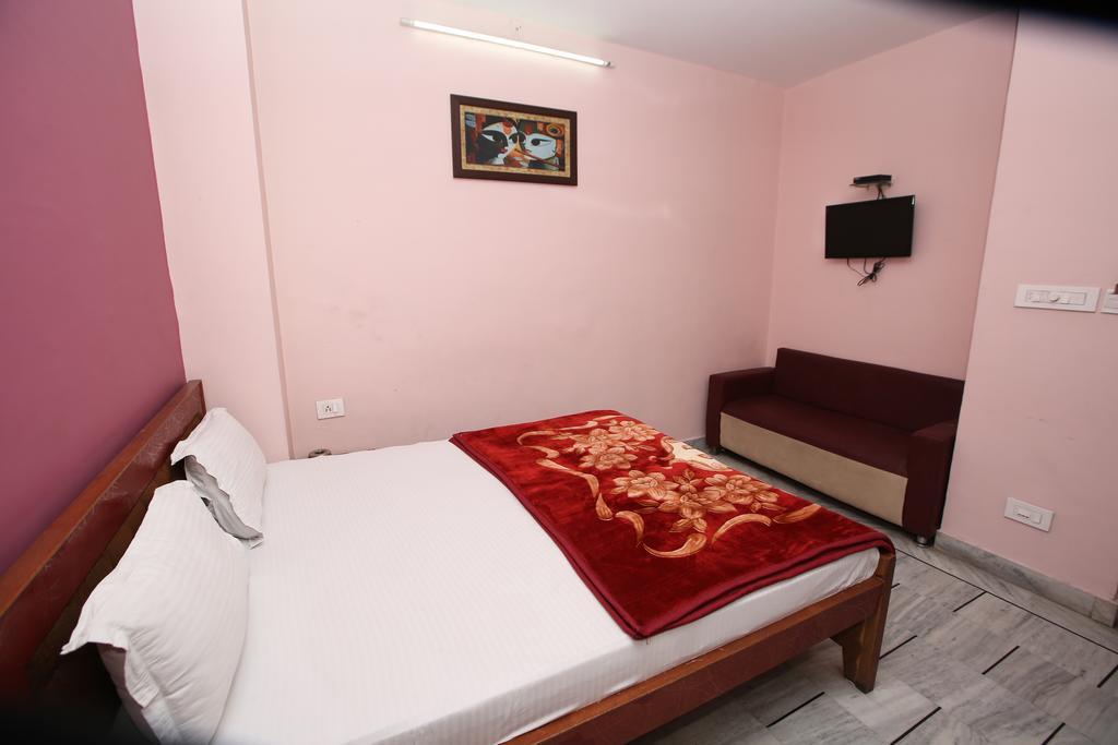 Oyo 15242 Hotel Rathi Palace Τζαϊπούρ Εξωτερικό φωτογραφία